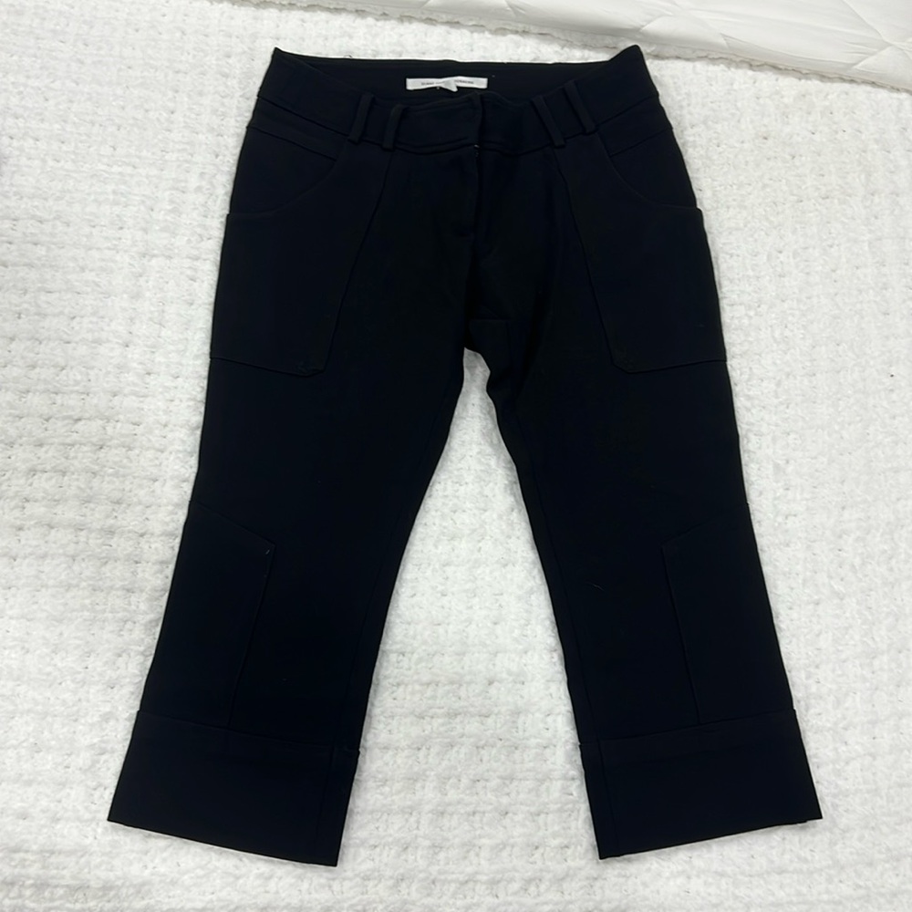 Diane von Furstenberg Black Cropped Pants with Pockets & Cuffed Bottom, Size 6